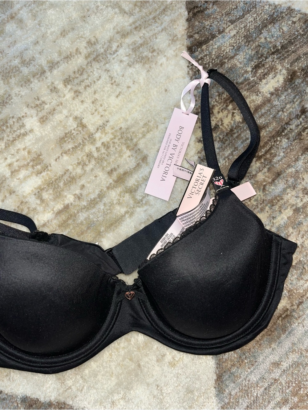 New 32D Victoria's Secret Black Body By Victoria Demi Bra